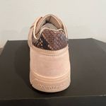 Roberto Cavalli  Mirror Snake
Applique | Pink | 39EU (9W) Photo 3