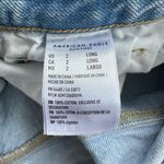 American Eagle Relaxed Mom Jean in Light Blue Wash Size 2 Long High Rise Tapered Photo 5