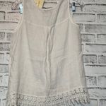 Women's Italian made 100% linen Sleeveless embroidered Lace Hem Top size small White Photo 4