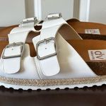 DV by Dolce Vit DV Dolce Vita Size 7.5 CARTHER White Slide Sandals Photo 0