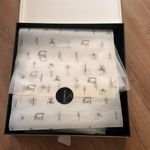 NEW IN BOX White Bridal Wedding Lace Floral Veil Photo 3