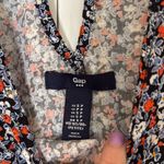 Gap  floral short sleeve vneck dress size small petite Photo 2