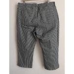 st. john's bay Womens Capri Jeans Striped Classic Mid Rise Size 16 Stretch NEW Photo 6