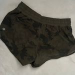 Lululemon Hotty Hot Short 2.5 Green Camo Photo 1