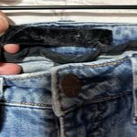 Refuge Distressed Denim 3L Photo 8