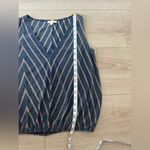Max Studio  Chevron Striped Sleeveless Blouse 💙❤️ Photo 3