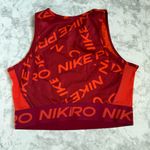 Nike Pro Women's Crop Too Photo 3