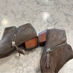 Vionic Serena Leather Taupe Short Block Heel Ankle Bootie Boot Size 8 Photo 7