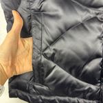 The North Face Women's XS Satin Black Down Goose Puffer 550 Vest Jacket Photo 7