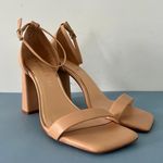 Gianni Bini Danea Two Piece Ankle Strap Beige Leather Block Heel Sandals Photo 1