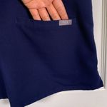 FIGS  Scrub Casma Navy V-Neck Top Doctor Pharmacist Nurse Medical Hospital Size L Photo 3
