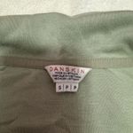 Danskin  Pullover Photo 3