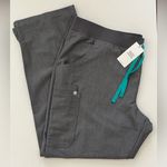 FIGS NWT  Kade cargo scrub pants graphite grey XXL Photo 11