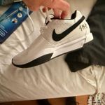 Nike Ja  Morant Basketball Shoes Photo 4