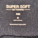 Torrid Black Sleeveless Peplum ribbed top size 2Xl very black no pills Photo 2