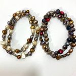 Multicolored faux pearl stretch bracelet W/ metallic beads one size fits most Photo 3