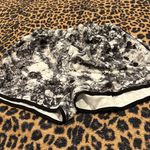 Zelos  shorts Large Photo 1