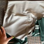  high waisted green striped leggings / Alo Yoga Highwaist Airlift Legging Photo 3