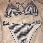 Cupshe Striped Bikini Set Photo 0