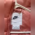 Nike Sportswear Women's Classic Puffer Therma-FIT Loose Vest Photo 5
