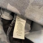 Athleta Essex Camo Hybrid Cobblestone Grey Camo Jogger Leggings Size XS/XXS Photo 12