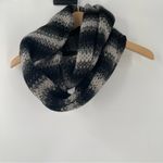 Calvin Klein  Scarf Infinity Loop Knit Yarn Winter Fall One Size Gray Black NWT Photo 7