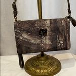 REALTREE GIRL brown camouflage crossbody/wristlet handbag purse removable strap Photo 2