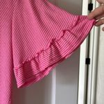 Super Cute Lightweight V Photo 2