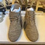 Toms Tom’s animal print wedge bootie lace tie up size 5 Photo 0