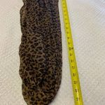 Leopard brown and black print infinity scarf Photo 2