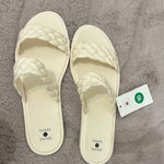 Shade & Shore  Women's Braided Cream Sandals Photo 0