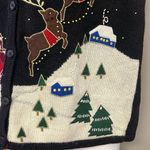 Bobbie Brooks Women’s V Photo 4