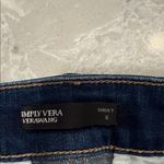 Simply, Vera Wang front pocket denim shorts Size 6 Photo 3