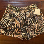 Nicole Miller NWT 100 lyocell shorts size 6 Photo 0