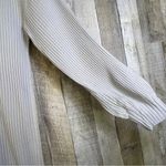 Unbranded Size Medium Ribbed V Photo 10