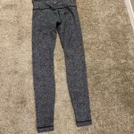 Lululemon wunder under pant 111-Line up white black 6 $98 Photo 7