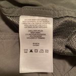 Columbia  Omni-Shade Olive Green Nylon Capris Photo 8