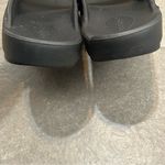 OOFOS OOAHH unisex black comfort slide sandals women’s shoe size 9 men’s 7 Photo 5