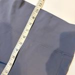 Vuori  Studio Pocket Legging Size S inseam 25 Photo 6