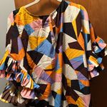 JODIFL  Multicolor Geometric Blouse with Ruffled Sleeves Photo 2