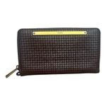 Fossil leather wallet zip around with Retractable Wristlet. Photo 1