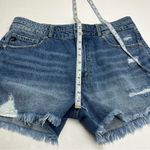 KanCan Mom Denim Jean Short‎ Frayed Cutoff Relaxed Thigh Womens Size 13 / 30 NEW Blue Photo 9
