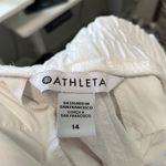 Athleta  100% Linen Pull-On Elastic Waist Shorts Pockets Breathable White size 14 Photo 4