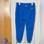 FIGS  Women’s Blue Zamora Jogger Pants Size Medium Petite Photo 4