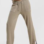 Gymshark Pause Knitwear Pants Photo 0