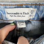 Abercrombie & Fitch Light Wash Curve Love High Rise Mom Jeans Photo 4