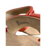 Dress Barn Women's Orange Scaled Thong Sandals Photo 5