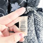 Sioni Studio Sleeveless Floral Embroidered Knitted Long Sweater Vest Cardigan Gray Size M Photo 4