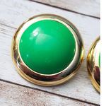 Vintage Clip On Earrings Large Domed Bright Green & Gold Tone Statement Photo 3