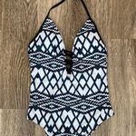 Womens Black and White Patterned One Piece Swimsuit Photo 0